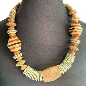Wooden Bohemian Chuncky Beaded Statement Necklace Vintage